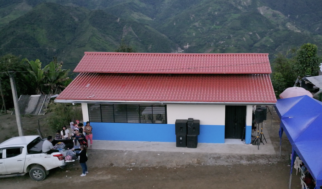 Escuela entregada en Sahuinuma